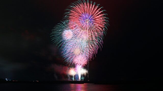 第21回いこまどんどこまつり 「花火ぴあ」全国の花火大会&祭り情報を掲載