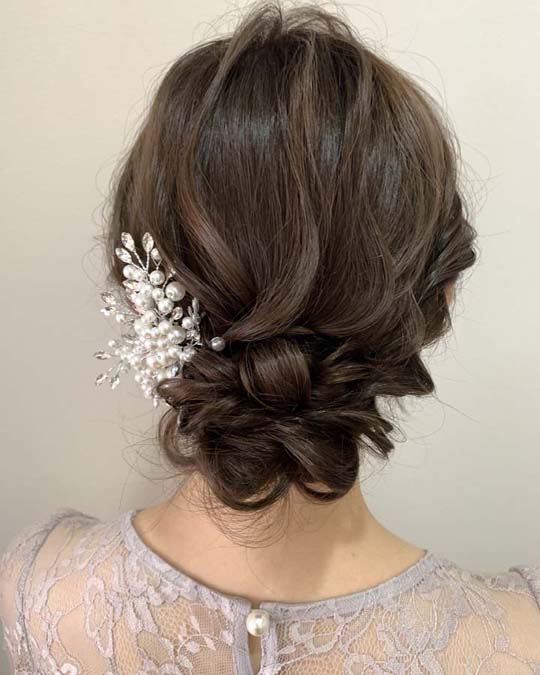 結婚式お呼ばれのハーフアップ特集！セルフアレンジのコツもご紹介結婚ラジオ結婚スタイルマガジン