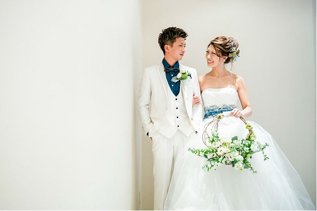 ウェディング リースブーケ