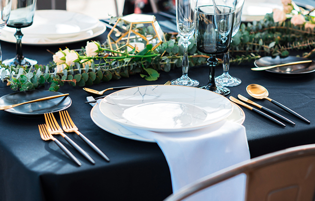 結婚式用テーブルナプキン50枚デルタ折り 完全未使用