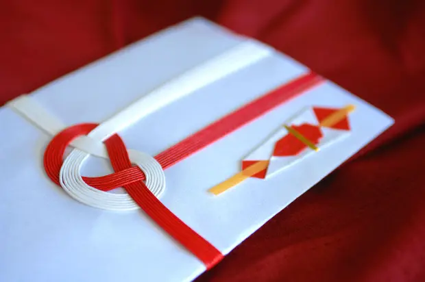 お宮参りの初穂料はのし袋・封筒に包もう！相場や正しい書き方まで徹底解説フォトスタジオ ハピスタ 家族写真・子供写真・七五三