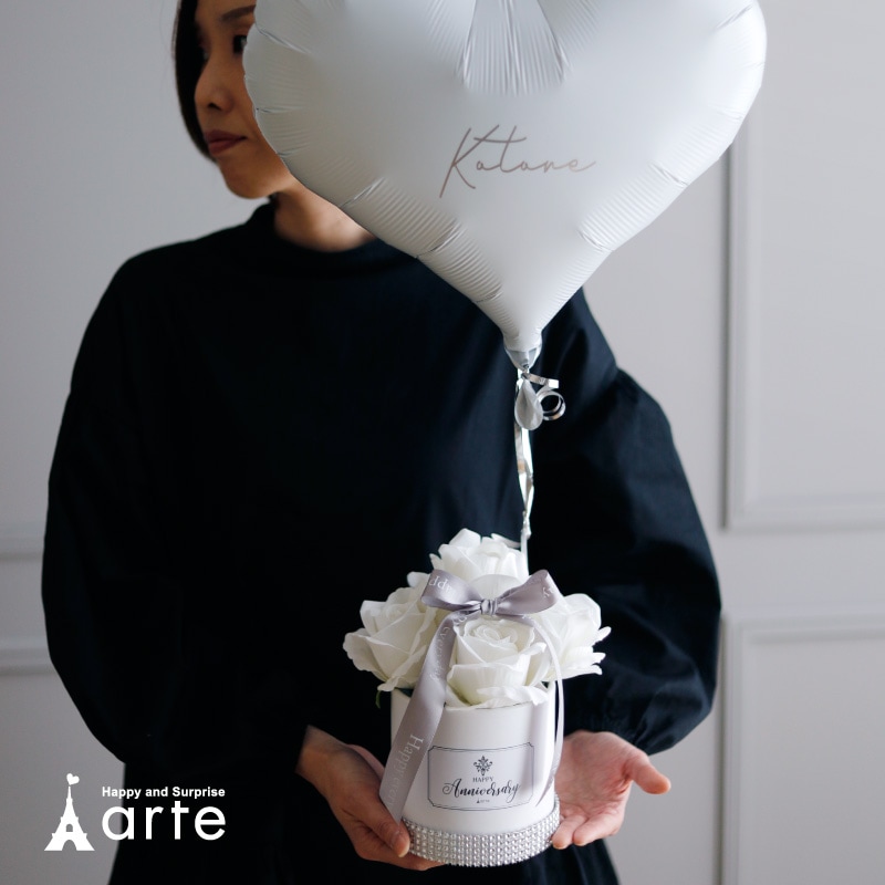 バルーンギフト 浮くタイプ 誕生日会 結婚式 結婚祝い 開店祝い 発表会 お祝い 祝電 プレゼント 会場装飾 バルーン電報 浮き型バルーン7つのハート ブルー : バルーンキューブ Yahoo!店 - 通販 - Yahoo!ショッピング