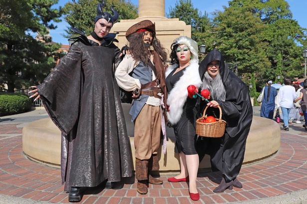 ディズニー・ハロウィーン」の2023年情報まとめ！パレードや仮装・スペシャルメニュー＆グッズを紹介楽天トラベル