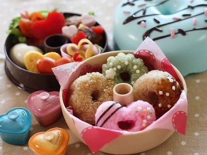 バレンタインキャラ弁沖縄の午後、心をひらく