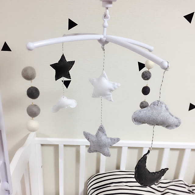 育児DIY ベッドメリー モビールを家にあるものだけで本気で自作してみた - 夜中に前へ