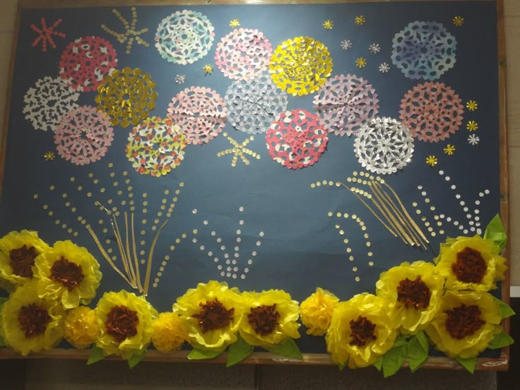 ひまわりの作品で夏仕様！うがた苑で夏祭りの飾りを制作しました！ - 社会福祉法人 恒心福祉会