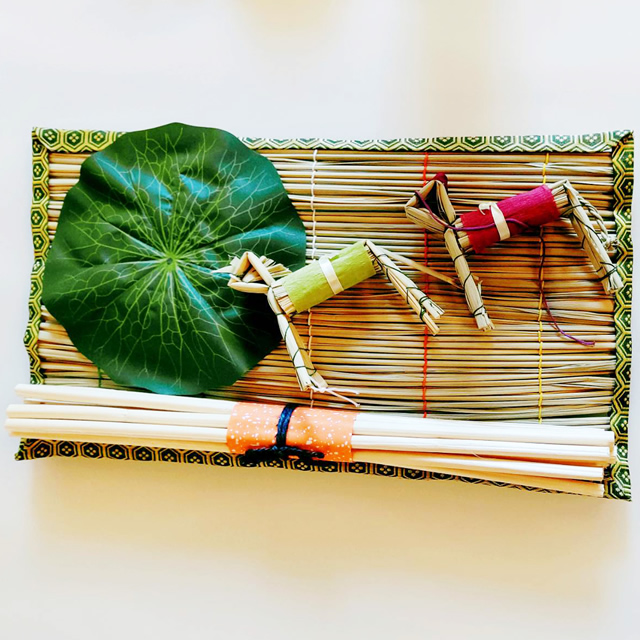 レビュー特典付きお盆飾り 初盆 新盆 ミニ モダン 仏具 お線香のまこもセット 贈り物 真菰 精霊馬 精霊牛 ほおずき精霊馬セット お盆セットお香 お香立て 焙烙皿 ほうろく皿 供養 送り火 迎え火 神棚 神具 仏具 盆提灯 やまこう 山幸