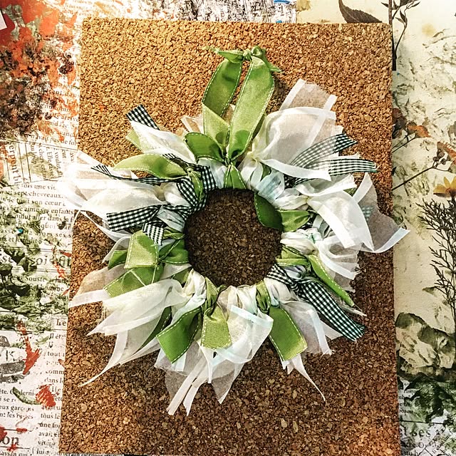 華やか!ダブルリボンのクリスマスリース☆の作り方 手順9フラワーアレンジメントフラワー・ガーデニング アトリエハンドメイドレシピ 作り方と手作り情報サイト