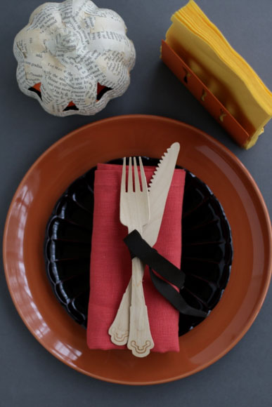 100均ちょこっとハンドメイド♪いつもの食器でいつもと違うハロウィンテーブルの作り方イベントのアイデア暮らしニスタ