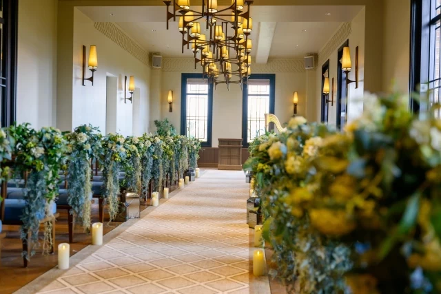 東京の中心で緑を感じる結婚式 ザ ランドマーク スクエア トーキョーで一歩上行く都会派Wedding -DRESSY 公式 ウェディングドレス・ファッション・エンタメニュース