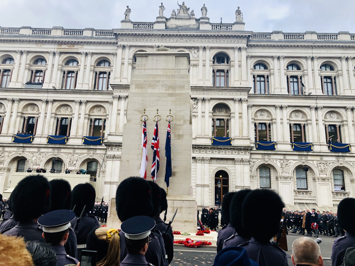 みんなマトリョーシカ！？イギリスのRemembrance Day リメンブランス・デーいちのへ友里ナレーター ЮриYuri
