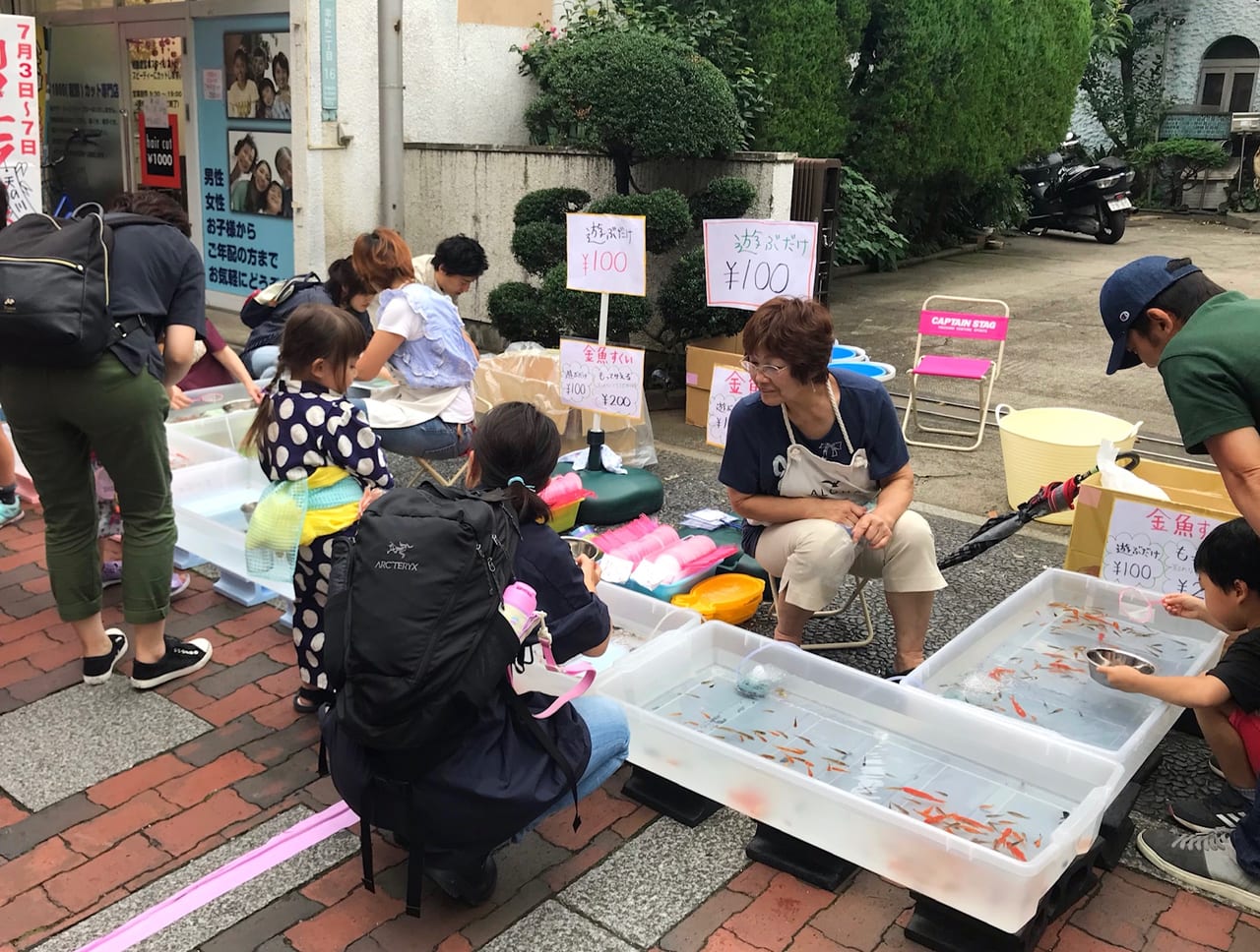 七夕まつり 川口駅東口、夏の風物詩 ふじのいち商店街七夕まつりの様子です