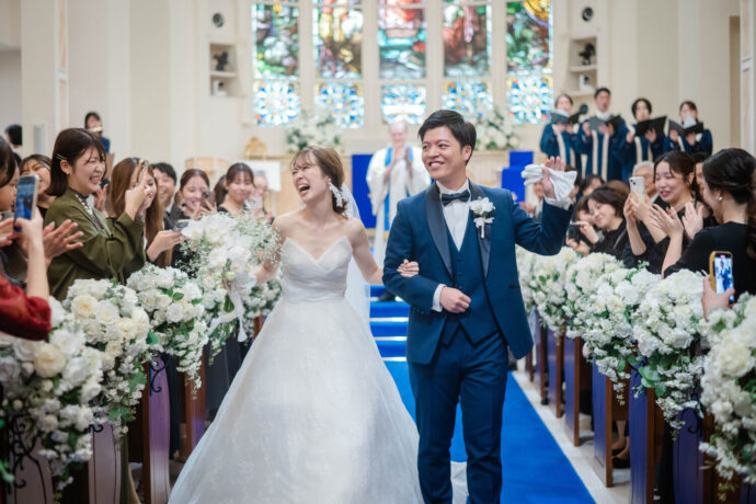 Netflixシリーズ「First Love 初恋」 こちらは5話に出てくる結婚式のシーン。 @watanabe_makikoさん、岡部さん、明慶さん。 暖かい家族に囲まれて、とっても幸せでした。本当に楽しかった。 またみんなに会いたいな。 Netflix SeriesFirstLove This is the wedding