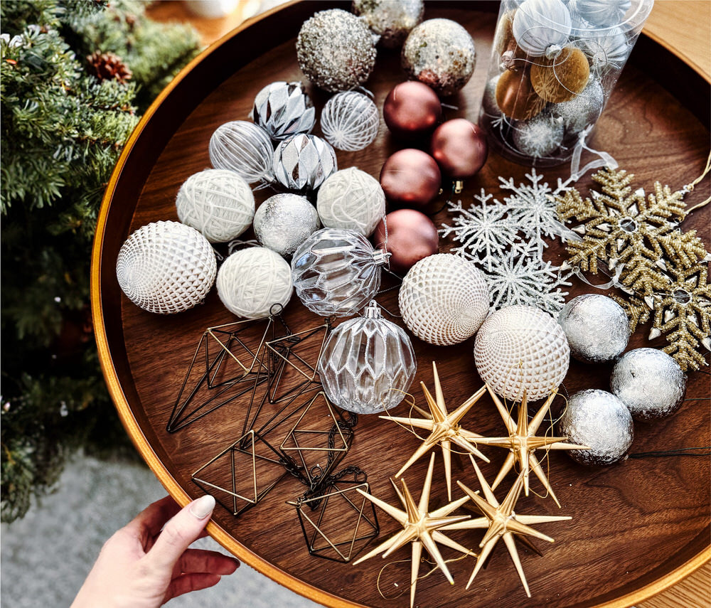 人気のブルーのオーナメントを使ったクリスマスツリーの装飾ハルモニア web store