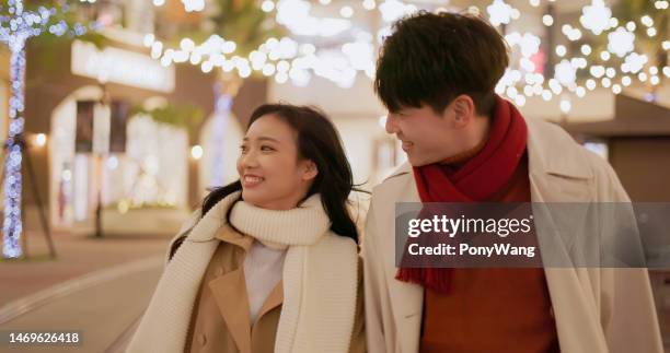 クリスマスのカップルフォトをご紹介📷 恋人と過ごすクリスマスは特別感がありますよね。 せっかくなら楽しい写真を撮って一生忘れない思い出にしませんか。ぜひ参考にしてね💐 Photo by @sa.810_ @_haru__gram @taketoiimasu @moe____oo0@nnnnnnnck @004.iukluceclat