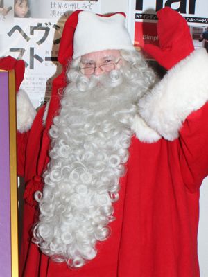 サンタクロース事務局クリスマスの夢をプレゼント！フィンランド・ロヴァニエミ市公認のサンタクロース 招致イベントとサンタクロース村発送の手紙