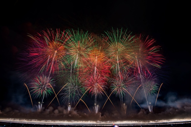 日本三大花火大会」とは？日本最大規模の超大型花火大会をチェック！ - 花火大会2025 - ウォーカープラス