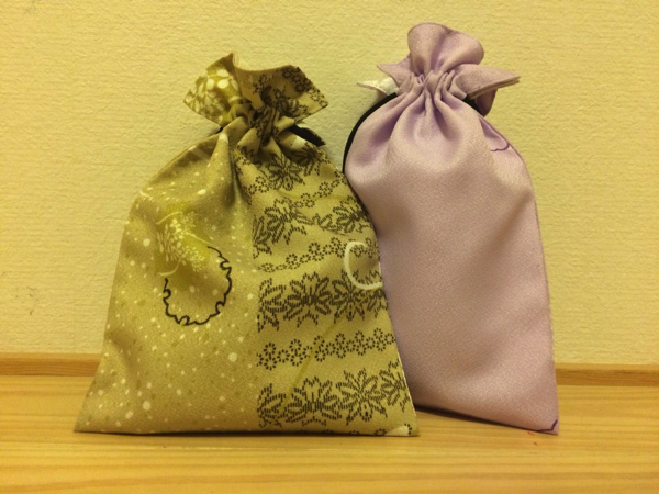 大文字山 火床の消し炭京都旅屋