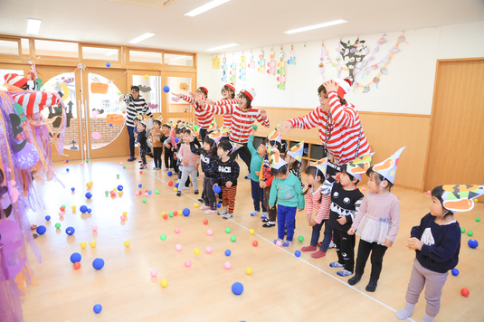 ハロウィンパーティーのゲームと工作と遊び 12種類まとめミックスじゅーちゅ 子どもの遊びポータルサイト