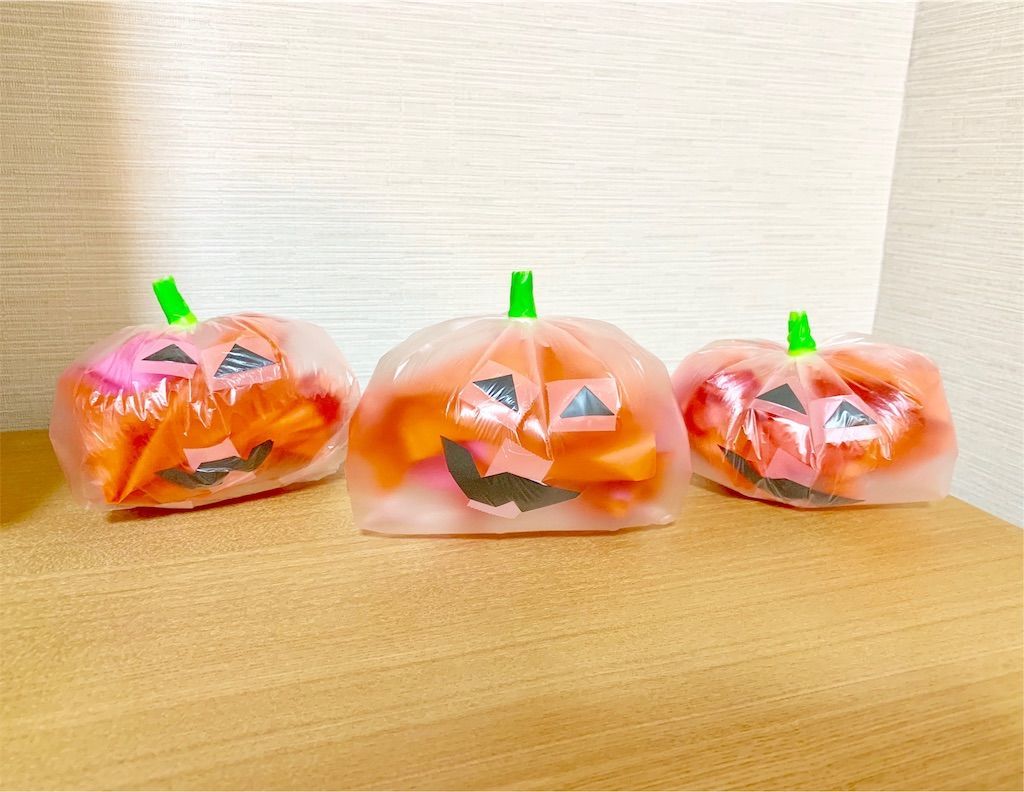 ハロウィン製作アイデア: ちぎって貼るだけ♪ビリビリおばけ