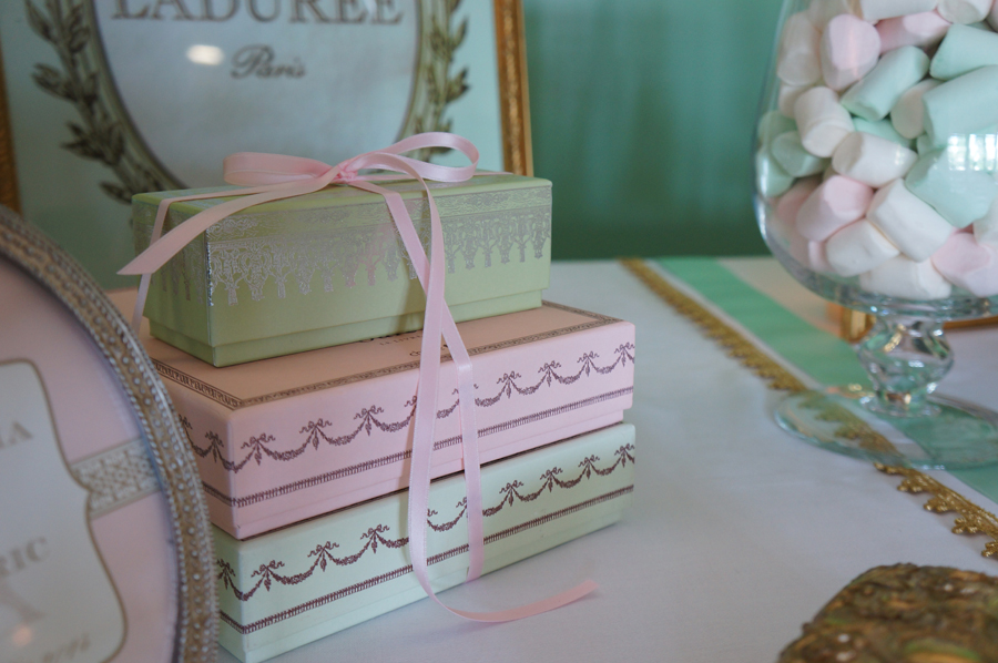 ラデュレのマカロンタワー計画piggyのおしゃれ結婚式準備ブログ☆