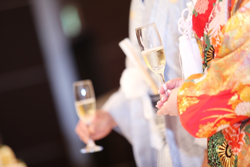 結婚式の乾杯のシーンでオススメの曲！ 洋楽15選＆邦楽15選