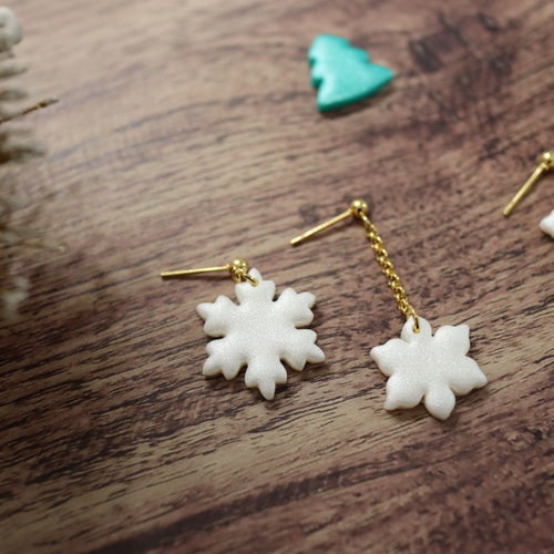 クリスマスオーナメント☆イヤリング ピアス*4235* イヤリング・ノンホールピアス A's☆liberte 通販16856543Creema クリーマ