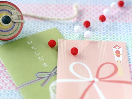 お札をぴったり三つ折りにする方法入れ方や渡すときのマナーもチェック！HugKum はぐくむ