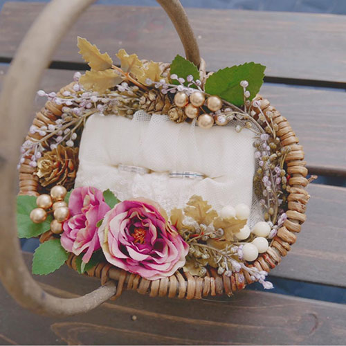 作り方 かごリングピローを100均アイテムで手作り♡お花たっぷりナチュラルに！＊chao wedding