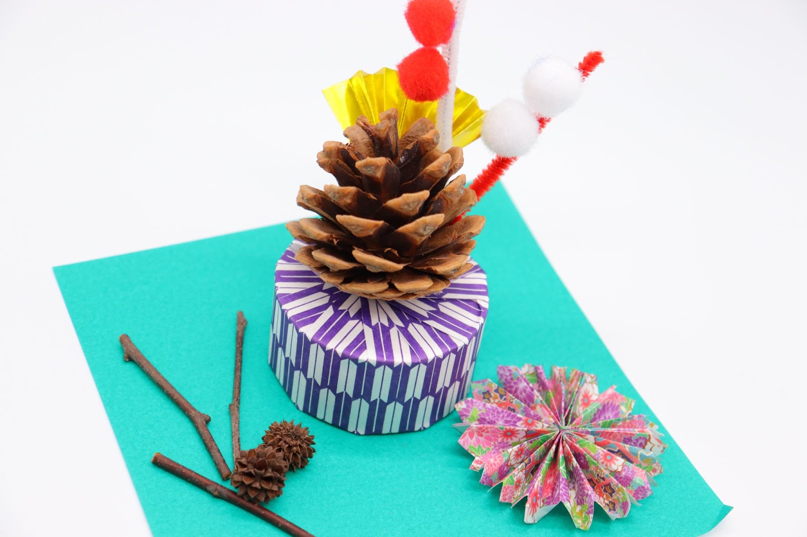 お正月飾り・しめ縄飾り 松ぼっくりしめ縄・しめ飾り bun.127 通販 13013955Creema クリーマ