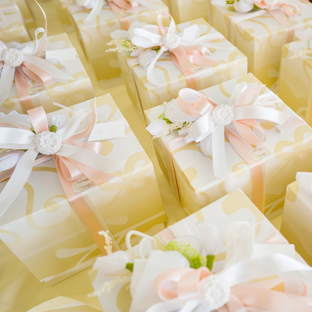 要チェック！結婚式費用を節約できる、おしゃれウェディングアイテムまとめアツメル結婚式レシピ 買える結婚式アイテム WeddingMart ウェディングマート