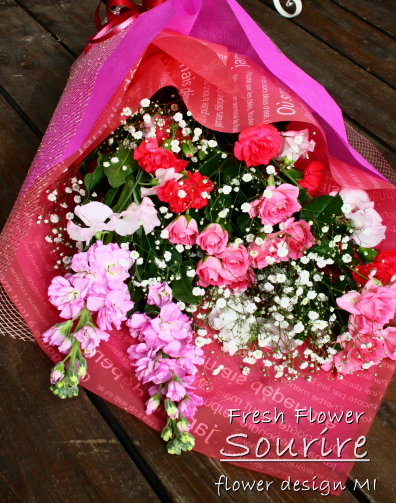 卒業式・卒園式の花 おすすめギフト特集 – 花・花束の通販サイトHanaTaku