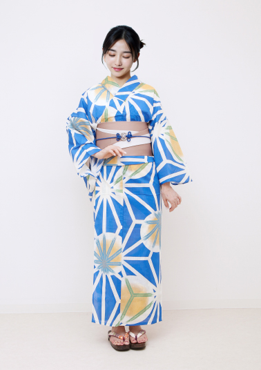 天神祭りのお稚児さんの付き添いのお母さまに浴衣の着付け 大阪京橋の着付け教室きものたまより大阪 京橋のマンツーマン個人着付け教室 千草着付け教室