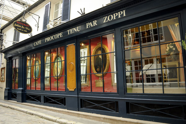 ジャンジョレス暗殺後のカフェデュクロワッサン、コーナールークロワッサン通りモンマルトル、パリ、1914