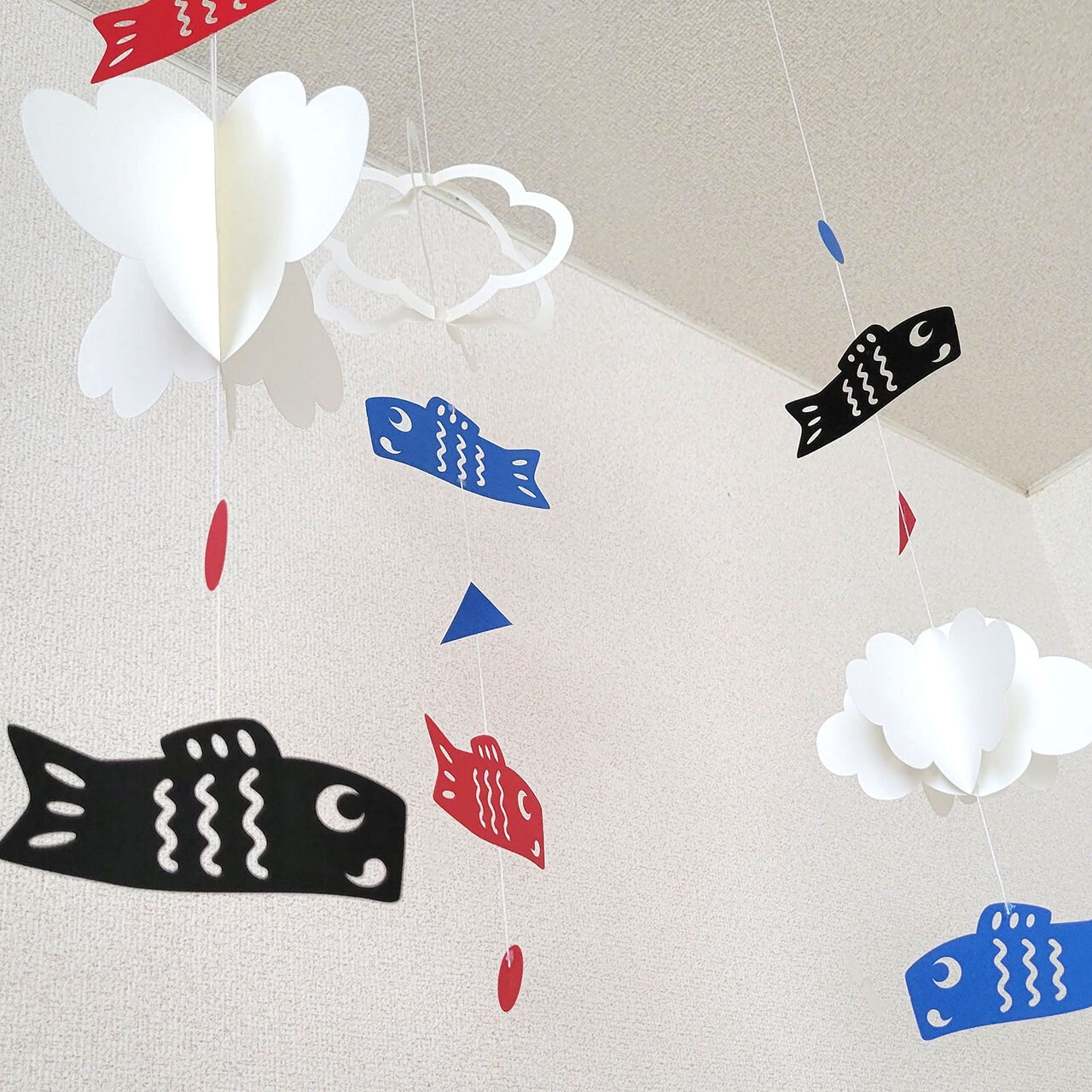 パステルカラー 兜 鯉のぼり 手作りキット 空色 端午の節句 吊るし飾り こどもの日 室内用 こいのぼり コンパクト : 幸せデリバリー - 通販 -Yahoo!ショッピング