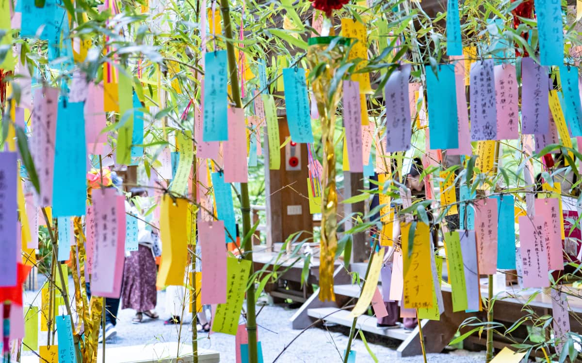 七夕飾りの意味、知ってる？ その種類や由来を知って七夕をもっと楽しもう！ - 年中行事 - sikisaisai