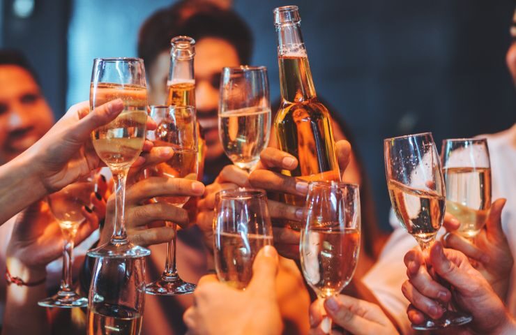 屋外パーティーの楽しみ方 - Merendaお洒落で美味しいケータリング・オードブル・サンドイッチのデリバリ