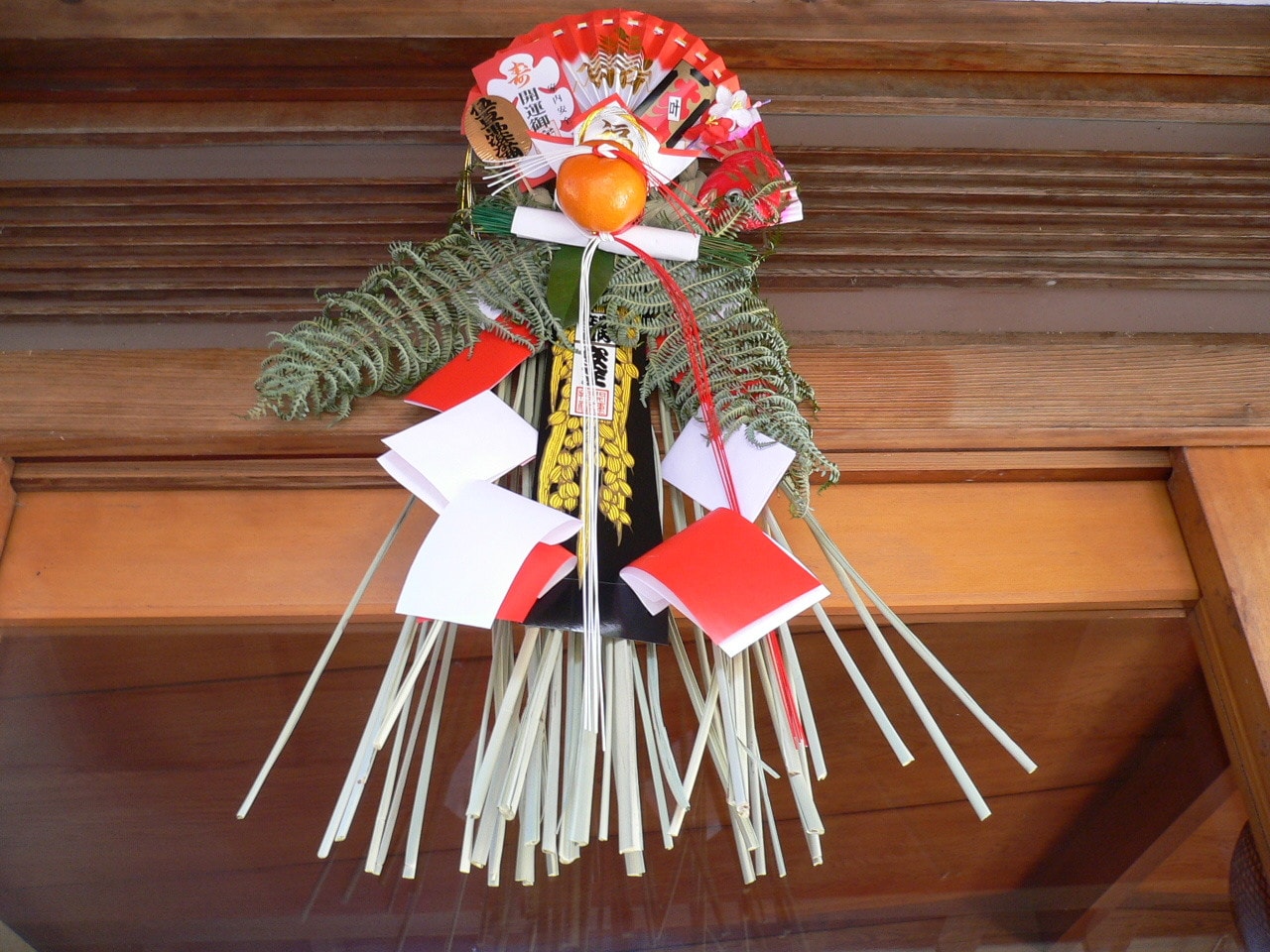 神棚に飾るしめ縄の向きは？～牛蒡締めと大根締め～神棚と日本