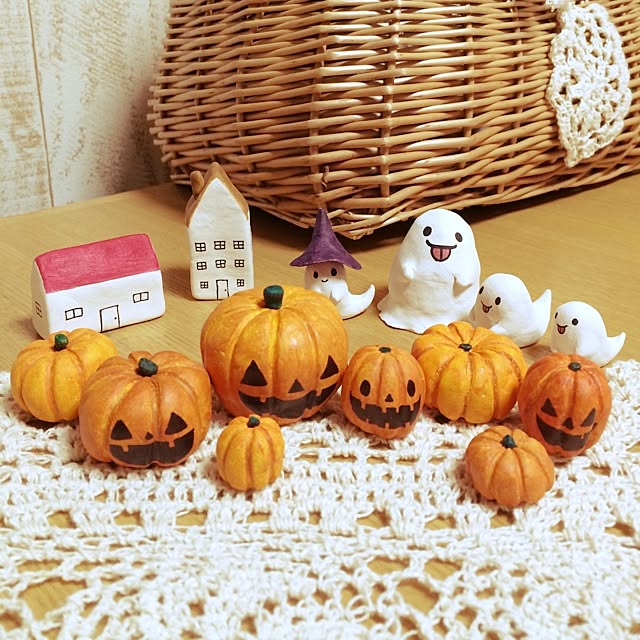 子どもも一緒に飾り付け♪ 楽しく作れるハロウィンの簡単工作