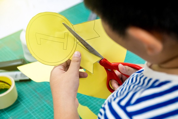 折り紙メダルの折り方 簡単に作れてかわいいのでプレゼントにおすすめ