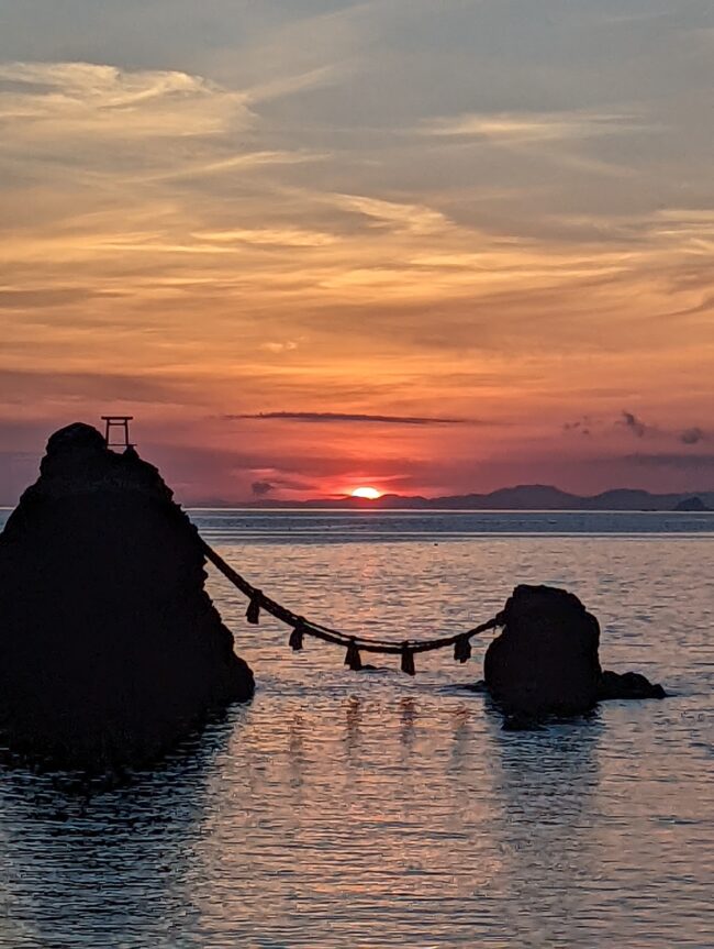夫婦岩からの日の出の時期は？二見興玉神社をお伊勢参りの前に行く理由ドライブ旅のみちしるべ