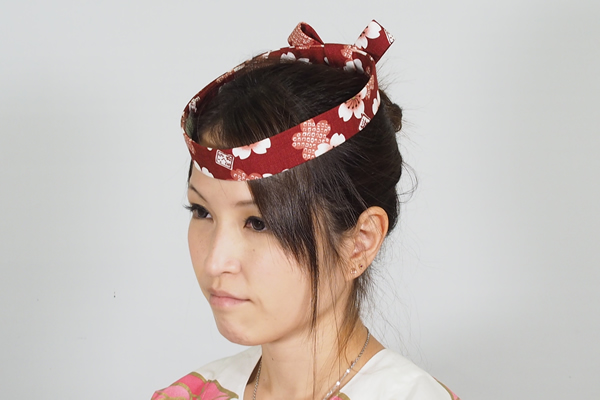 手ぬぐいで作る『ねじりはちまき』の巻き方 - 粋に祭りに参加するための祭塾