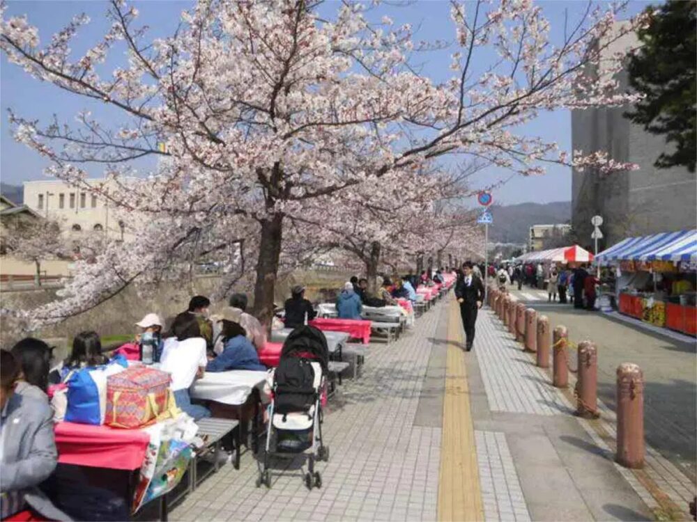 中目黒 桜まつり 2025 屋台＆食べ歩き ガイドアクティビティジャパン