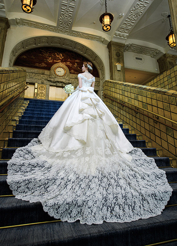 上質でクラシカルなウエディングドレス KENNETHPOOLKENNETH POOL ケネスプールBLOGDRESS紹介ウエディングドレスAラインClassic クラシックElegant エレガントBlog & NewsJUNO ジュノ- ウェディングドレスレンタル