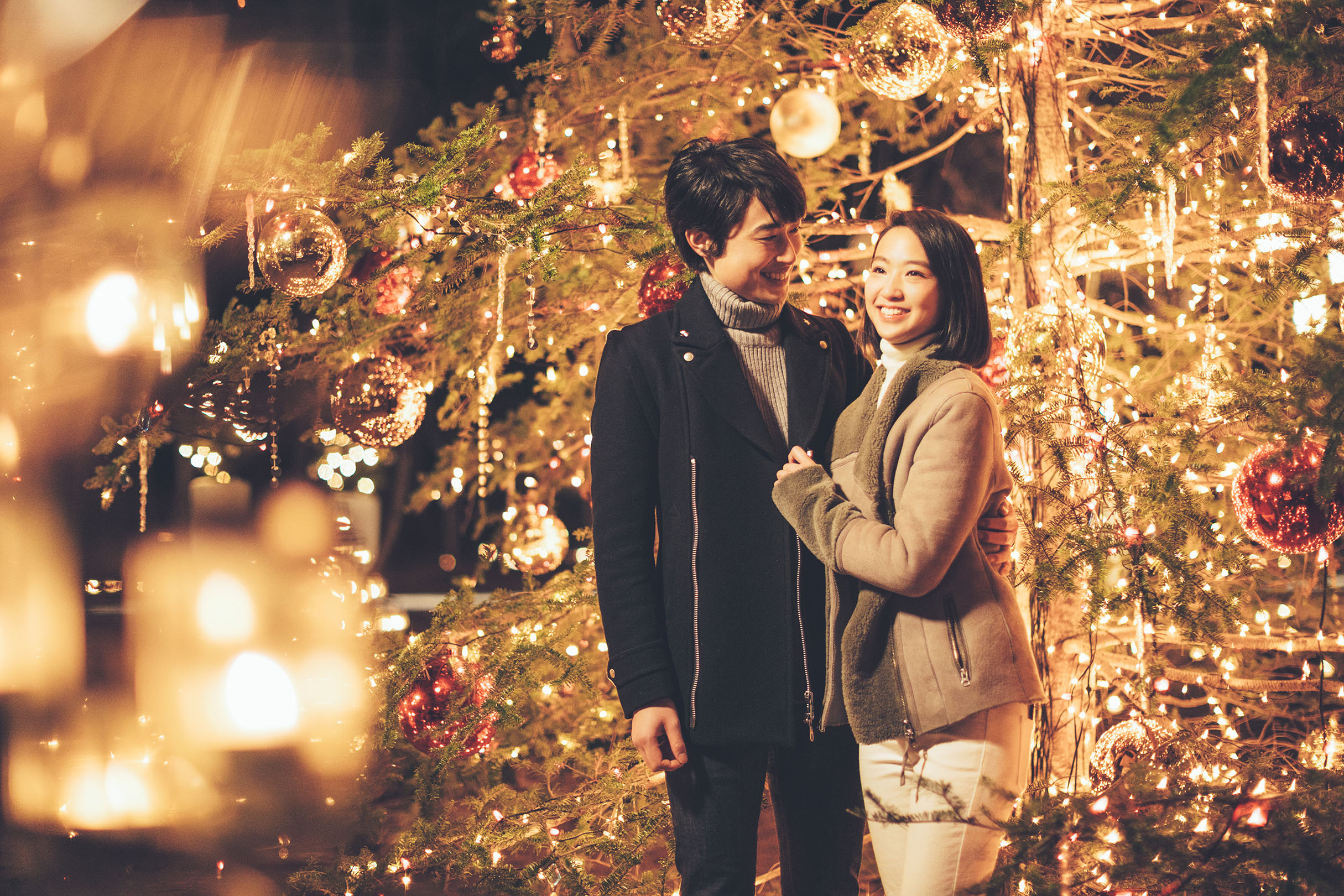 教会内で弦楽三重奏＝軽井沢高原教会「サマーキャンドルナイト」 - 軽井沢経済新聞