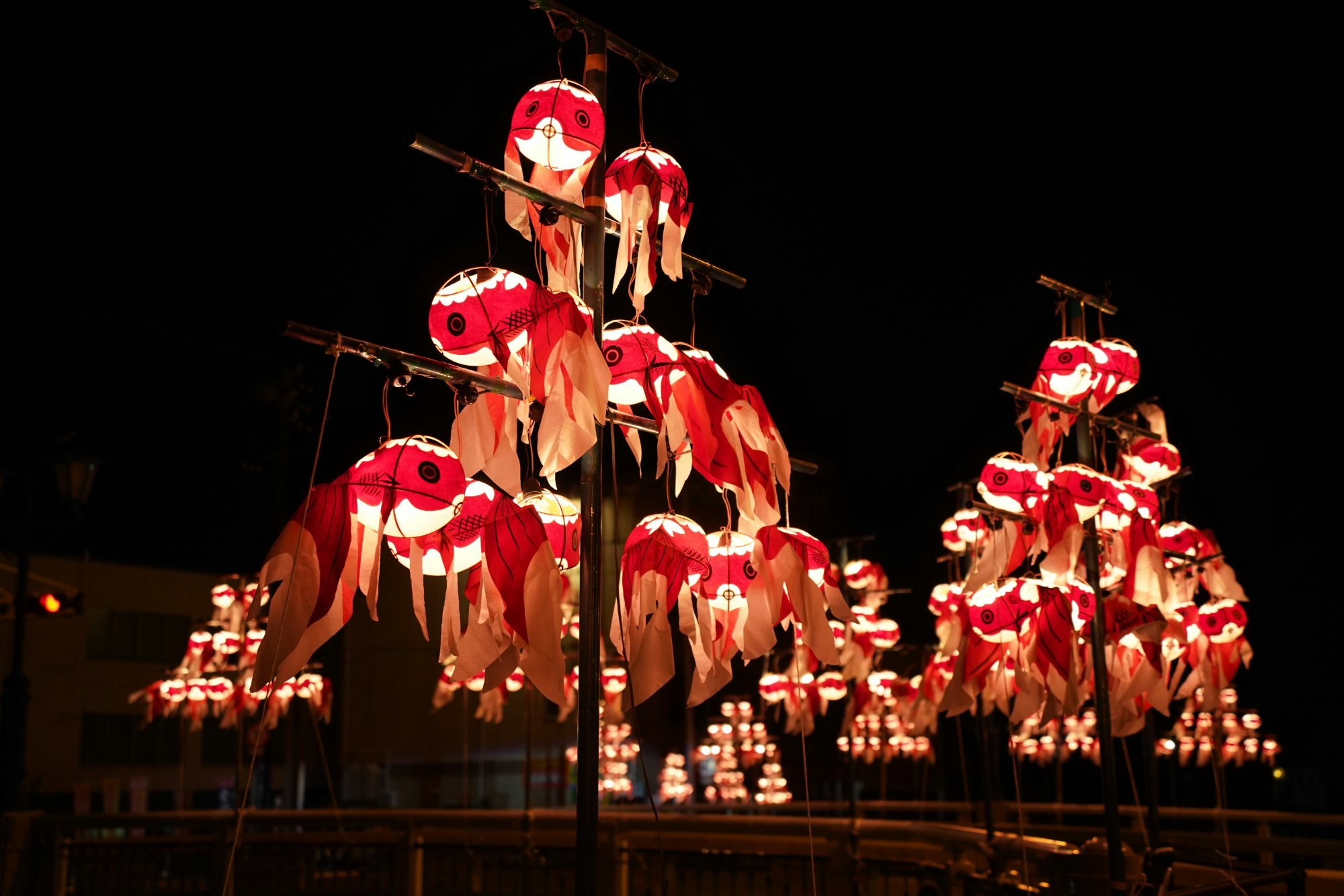 イベント情報✨😊 6 7 土 は、白壁の町並みにある・やないろさんにて『やないろフェスティバル・やなフェス』が開催されます🥤毎日が文化祭をテーマに開催されます。 記念すべき第10回目の今年は「地域の美味しいが集まる食の祭典！食べて遊んで笑顔満開の1日を