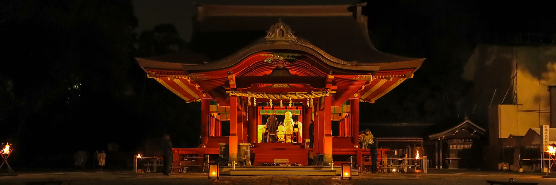 鶴岡八幡宮舞殿結婚式 ～たくさんのお友達に見守られて～ : 鎌倉着物スタジオぶろぐ