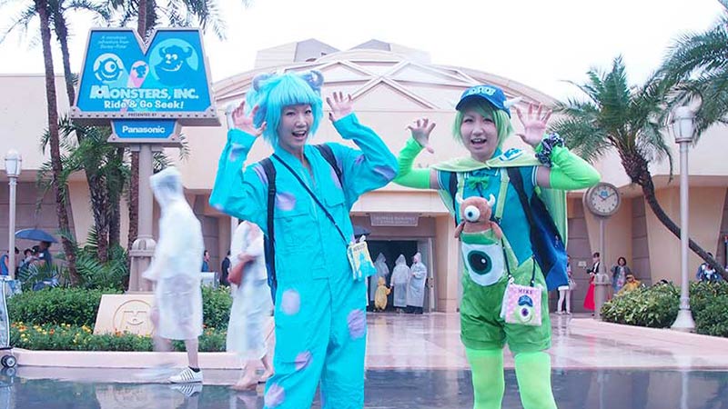 この景色を待っていた」フル仮装ゲストが2年ぶりに東京ディズニーランドに集結！ウォーカープラス