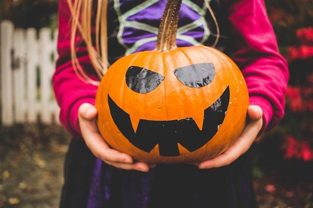 子どもハロウィンイベント特集2019 英語でTrick or treatを楽しもう！子ども向け英語学習おすすめ英会話・英語学習の比較・ランキング-English Hub