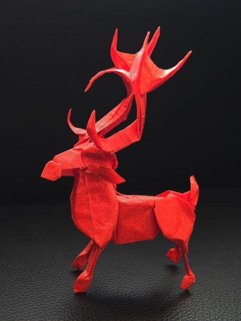 Amazon.co.jp: Dreuhuing クリスマス 車 トナカイ 角 赤い鼻 セット クリスマス 車 トナカイ 装飾 LEDライト付き 車クリスマス デコレーション 車両 LED ライト 装飾 トナカイ キット 自動車装飾用 : 車＆バイク